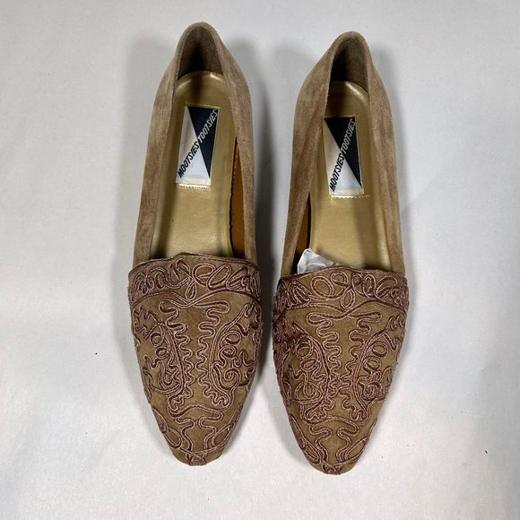 Mootsies Tootsies Suede‎ Almond Toe Flat Shoes Womens 8 Tan - Picture 2 of 10